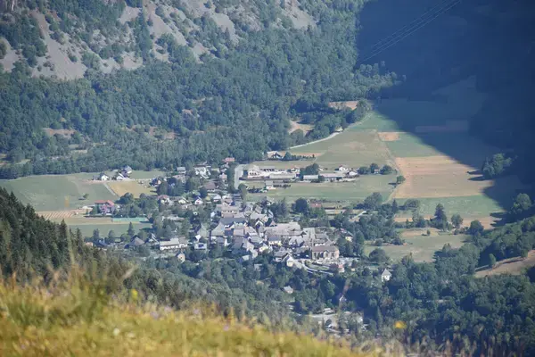 Monte Escalier 38 Monte escalier Entraigues