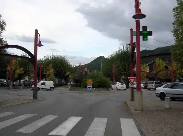 Monte Escalier 38 Monte escalier Poisat